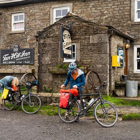 The Tan Hill Inn Keld Exteriör bild