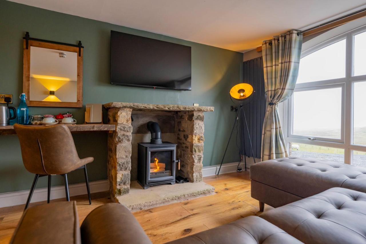 The Tan Hill Inn Keld Exteriör bild